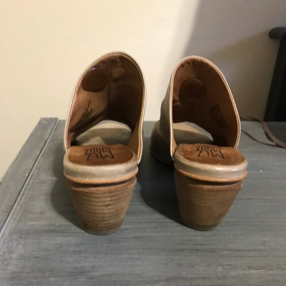 Miz Mooz Ladies Ainsely Beige/Cream Leather Shoes Size 39 - Picture 2 of 5